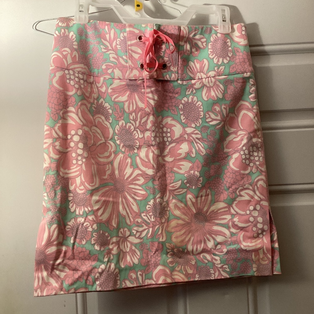 TIBI cute pink and green floral skirt. Side splits with tie detail. Sz. 2